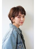 大人カジュアルな耳掛けマッシュショート