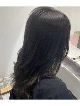 レビジュヘアー(LEVIJU HAIR) 透明感シルバーブラック暗髪♪