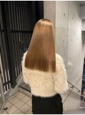 ベージュカラー