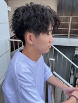 アイズ 海老名(AIZU) ツイストスパイラルパーマ メンズパーマ ツイストパーマ 眉毛