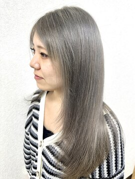 ララ(LALA) シルバーよりのホワイト