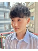 ツーブロック刈り上げ王道マッシュショート束感メンズヘア