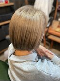 ミニボブ×ハイトーンカラー