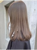 大人シアーベージュミニウルフボブミディアムレイヤー