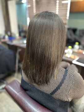 ルアン(Luan) マットベージュ