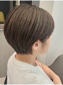 耳かけショート×白髪ぼかしハイライト【奥沢・自由が丘】