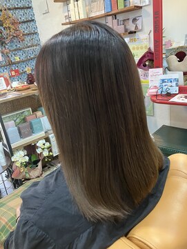 美容室ひろ ヴィラロドラカラー+髪質改善トリートメント+wケアTR