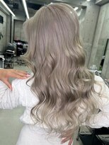 リノート バイ エゴル 名古屋(LINOET by ENGOL) 【LINOET 名古屋】佐藤まいらホワイトグレーベージュ