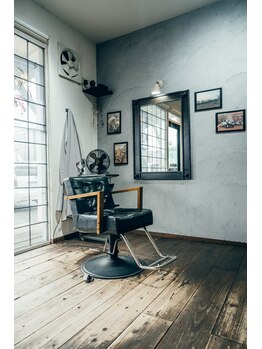 バロネットバリー(Baronet Barrie)の写真/大型店が苦手なあなたへ