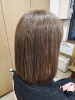 アン ドゥ トロワ東陽町店 カラー
