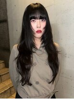 ピア ヤクイン(Pia Yakuin) Layer cut