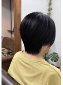 黒髪ショート