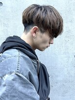 フィフス(fifth) 前下がりナチュラルマッシュ刈り上げ束感センターパート