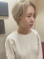 ヘアアンドスペース ベロン(hair&space velon)&nbsp;ミルクティーブロンドショート