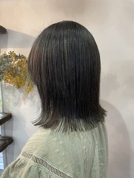 ビスクヘアデザイン(bisq hair design) secret highlight  - medium BOB style -