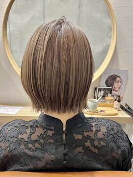 ククナ(kukuna) ボブ×ハイトーン