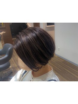 大人女性に人気！365日オシャレ×美容を楽しめるスタイルをご提案♪あなたの魅力を最大限引き出します。