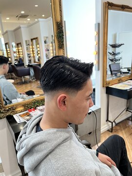 コワファースト  させぼ五番街店(COIFF1RST) 七三分けStyle☆