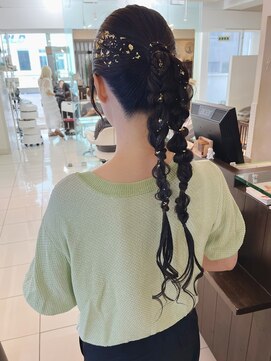 ヘアアンドデイスパ アグー(hair&dayspa AGU) 【横須賀中央　AGU】ツイン編み下ろし　結婚式参列ヘア