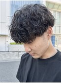 大人男性ナチュラルパーマビジカジ清潔感アッシュブラック