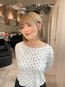 アイリー 名古屋(A/LEE) ミルクティー　ブリーチ3回