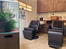 美容室 TBK 新三河島店の雰囲気（ゆったりした空間作りのシャンプーブースです。）