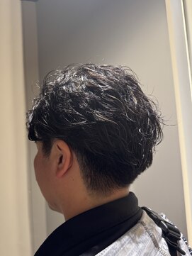 スパイスアヴェダ サロンアンドスパ 玉川高島屋SC店(SPICE AVEDA salon&spa) メンズハイライトパーマ 【二子玉川】