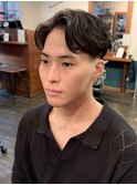 センターパート×テーパーフェード