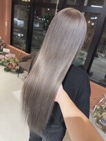 モアナ バイ ラナ 上小田井(MoanA BY LANA)&nbsp;ハイトーンカラー　　ブリーチ　グレージュ