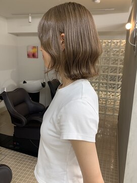 ペレ アネックス 大阪梅田茶屋町店(PELE ANNEX) ミディアムヘア/暗めカラー/グランマッシュ/梅田