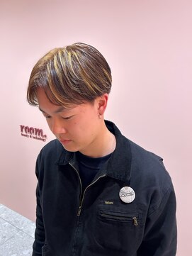 ルーム シンサイバシ(room shinsaibashi) 【room.shinsaibashi/植松さくら】メンズのメッシュカラー