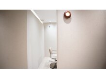 ウーム 清澄白河(uhm)の雰囲気（半個室で過ごす自分だけの心地よい時間）