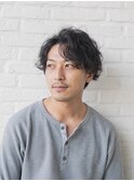 ニュアンスパーマ爽やかナチュラルくせ毛風メンズパーマ眉毛