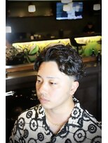和流(oryu)&nbsp;スキンフェード×パーマスタイル