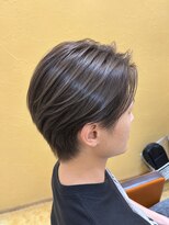 オッジ ヘアー ジャッロ(Oggi Hair giallo)&nbsp;艶感×アッシュカラーの爽やかメンズショート　10月