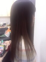 美容室 トマト&nbsp;ロングヘアーもさらさらストレートに♪