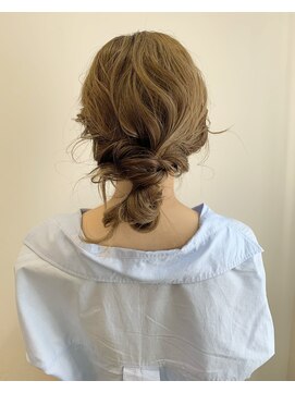 シェノン 西梅田(CHAINON) ヘアアレンジ×大人かわいい×くびれヘア×ビタミンカラー