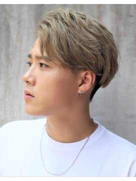 メンズフィール 南森町(MENS FEEL) ツーブロックナチュラル束感コンマヘアモテるシークレットパーマ