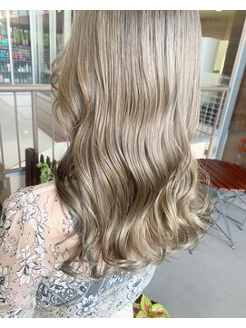 エイム ヘアメイク 横川店(eim HAIR MAKE) ～透明感ハイトーンカラー～