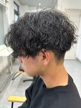 フゥ 宇都宮(FeU) 波巻きパーマツイストスパイラルパーマメンズマッシュパーマ