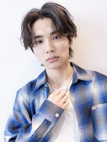 メゾンバイハバナ(maison by HAVANA)&nbsp;メンズ波巻きセンターパートハイライトツーブロックマッシュ