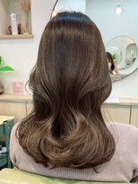 シビバイレボ(CIBI by revo)&nbsp;韓国風大人レイヤーカット/ハッシュカット/くびれヘア/船橋駅