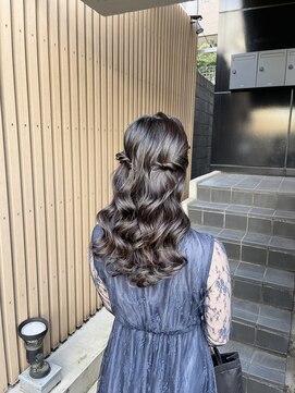 アクト(ACT) ハーフアップ/ボリュームアップ巻き髪/結婚式ヘアアレンジ