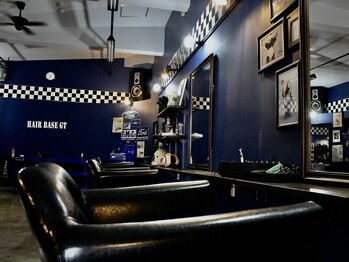 ヘアーベースジーティー(HAIR BASE GT)の写真/お仕事帰りにもお気軽に！スキンフェード/刈り上げ/メンズパーマ◎かっこいいメンズスタイルを追求します。