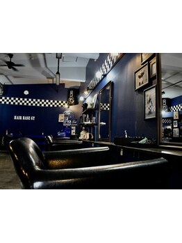 お仕事帰りにもお気軽に！スキンフェード/刈り上げ/メンズパーマ◎かっこいいメンズスタイルを追求します。