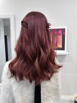 ヴィア(Via) チェリーピンク/ブリーチ/ヘアセット/ハーフツイン