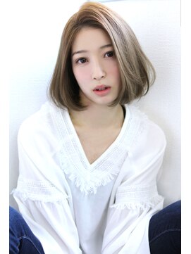 ロゼ 枚方(Rose) 【ROSE】透明感カラー＿ミルクティーベージュ＿ボブ