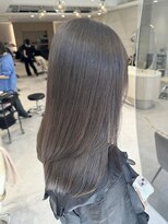 ミズチャーム(Ms.CHARM) グレージュ/韓国ヘア/レイヤー/ブリーチなし