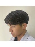 ニュアンスパーマセンターパートコンマヘアツーブロック刈り上げ