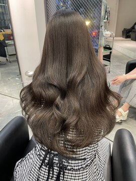 ルル(Lulu) グレージュカラー